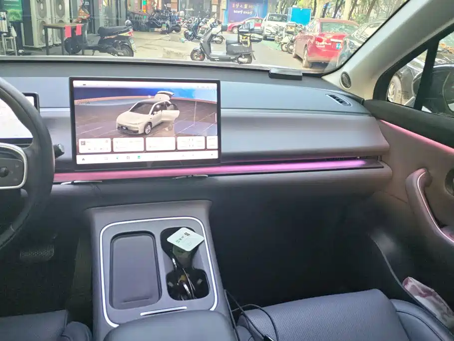 Leapmotor Leapmotor C10 — миниатюра 13