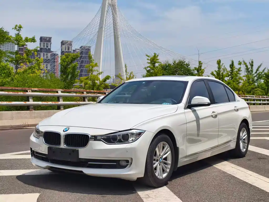 BMW 3 Series — миниатюра 2