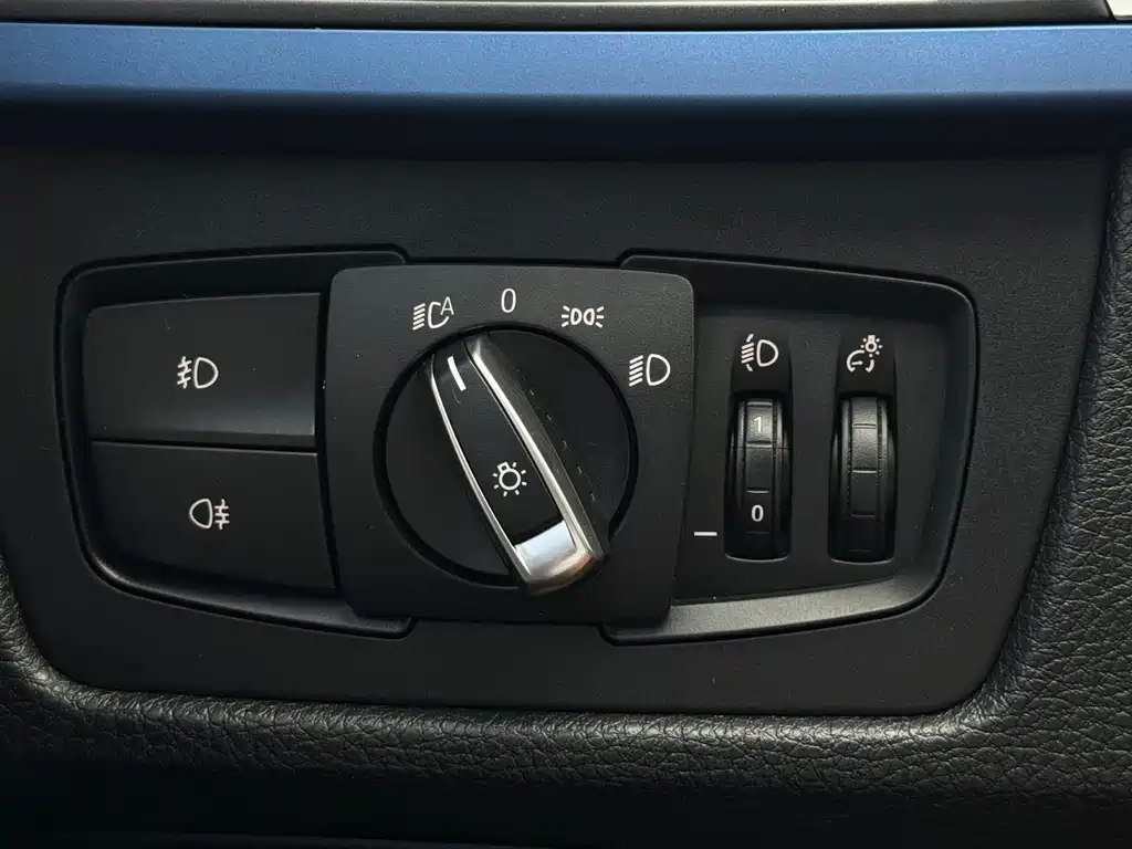 BMW 3 Series — миниатюра 18
