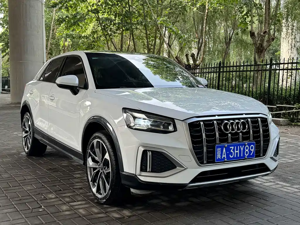 Audi Q2L — миниатюра 2