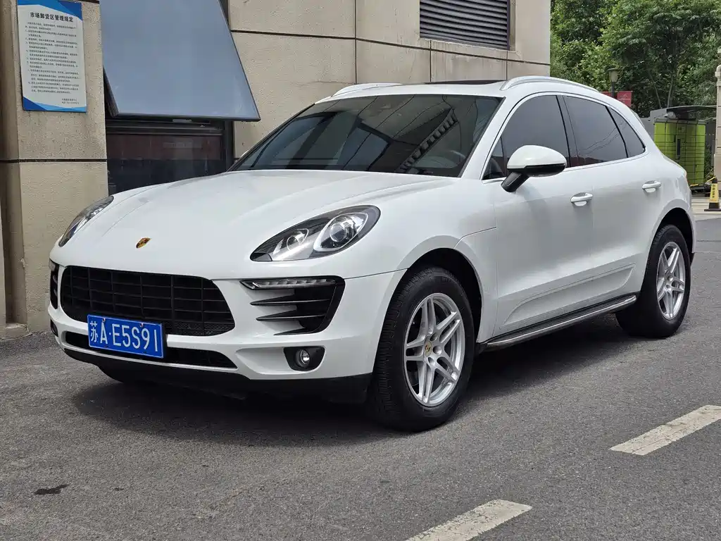 Купить Porsche Macan