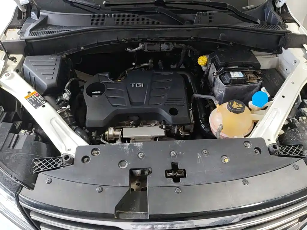 Roewe RX5 — миниатюра 20