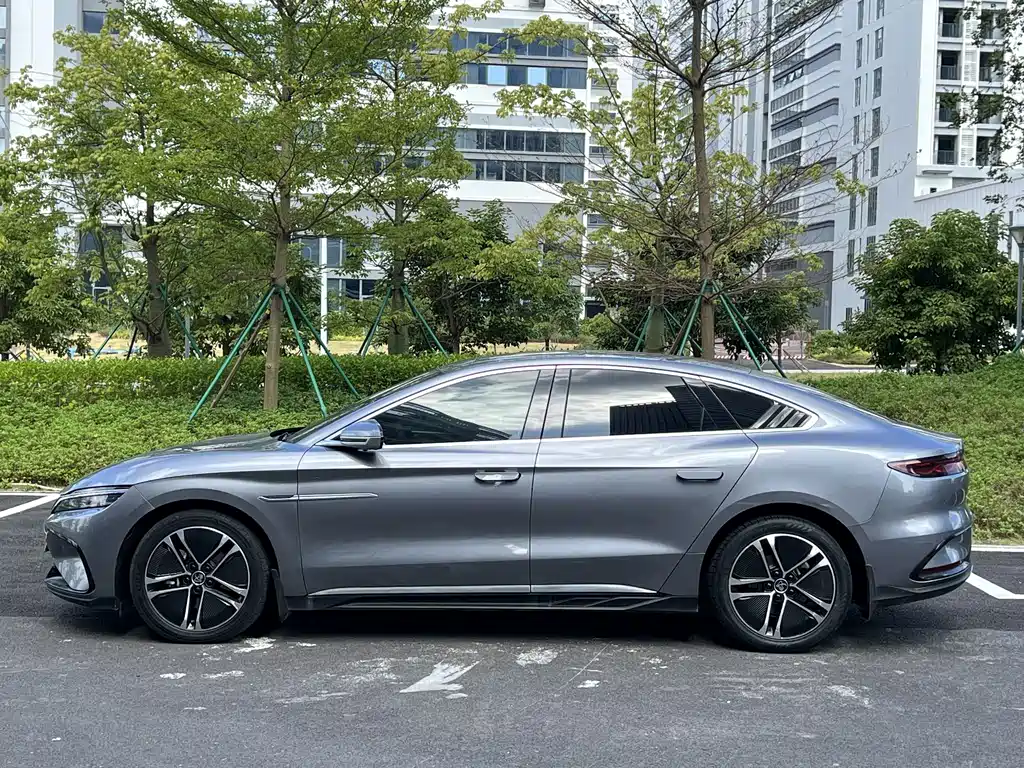 BYD Han — миниатюра 7