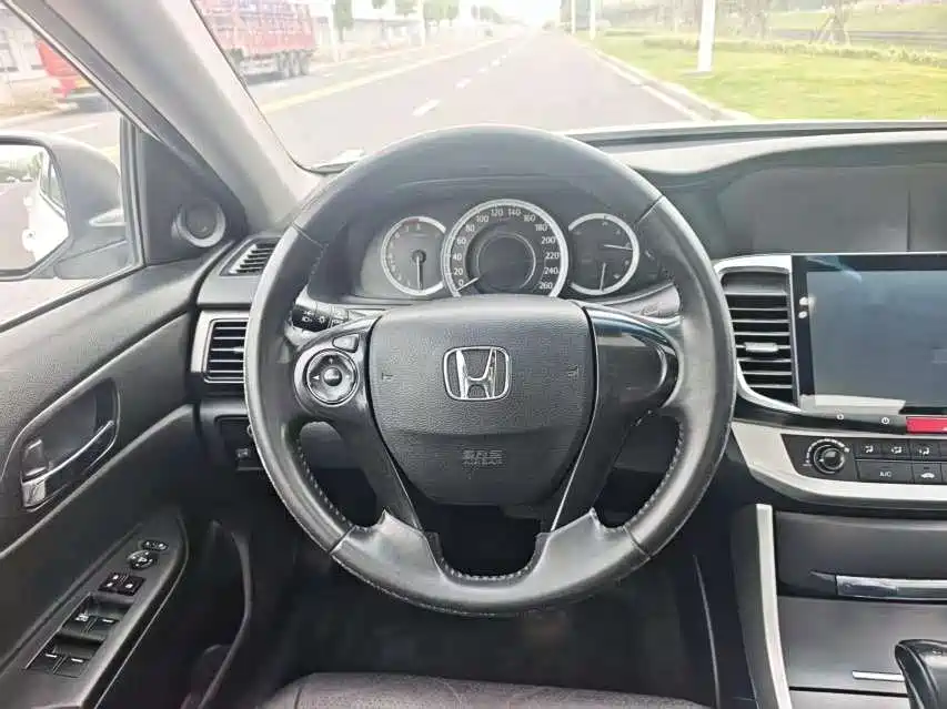 Honda Accord 2015 2.0L LXS Elite