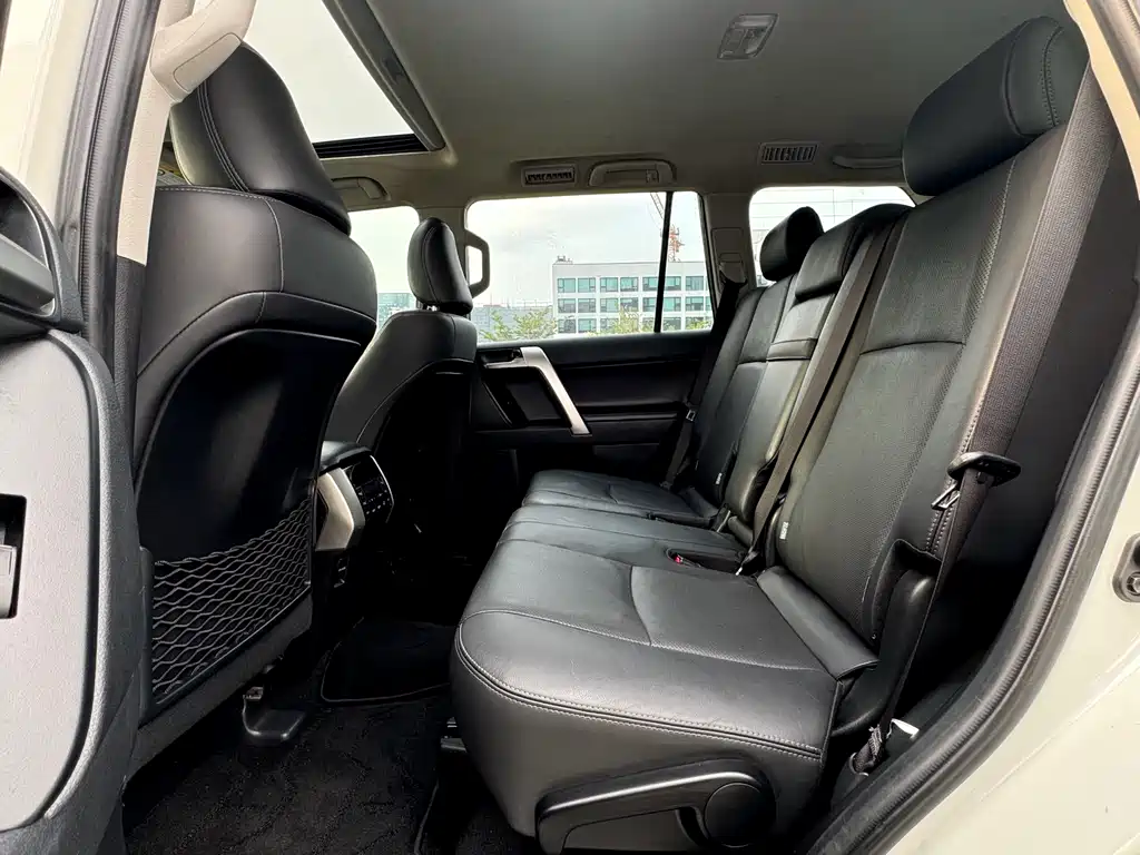 Toyota Land Cruiser Prado 2018 3.5L AT TX-L
