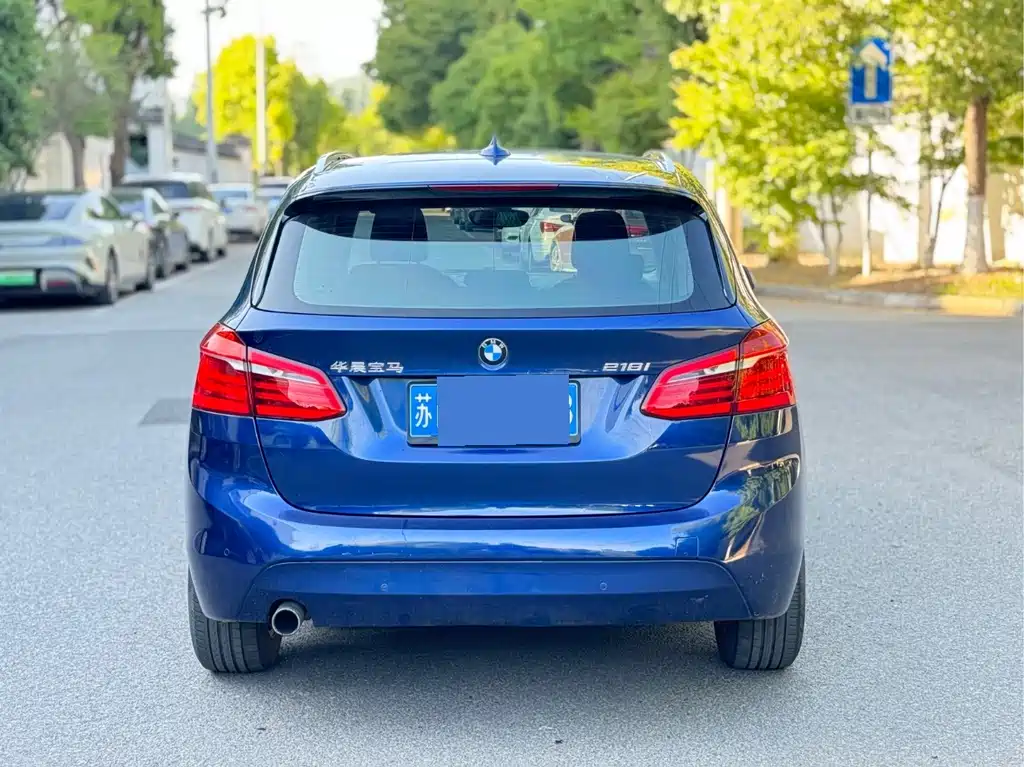BMW 2 Series Active Tourer — миниатюра 5