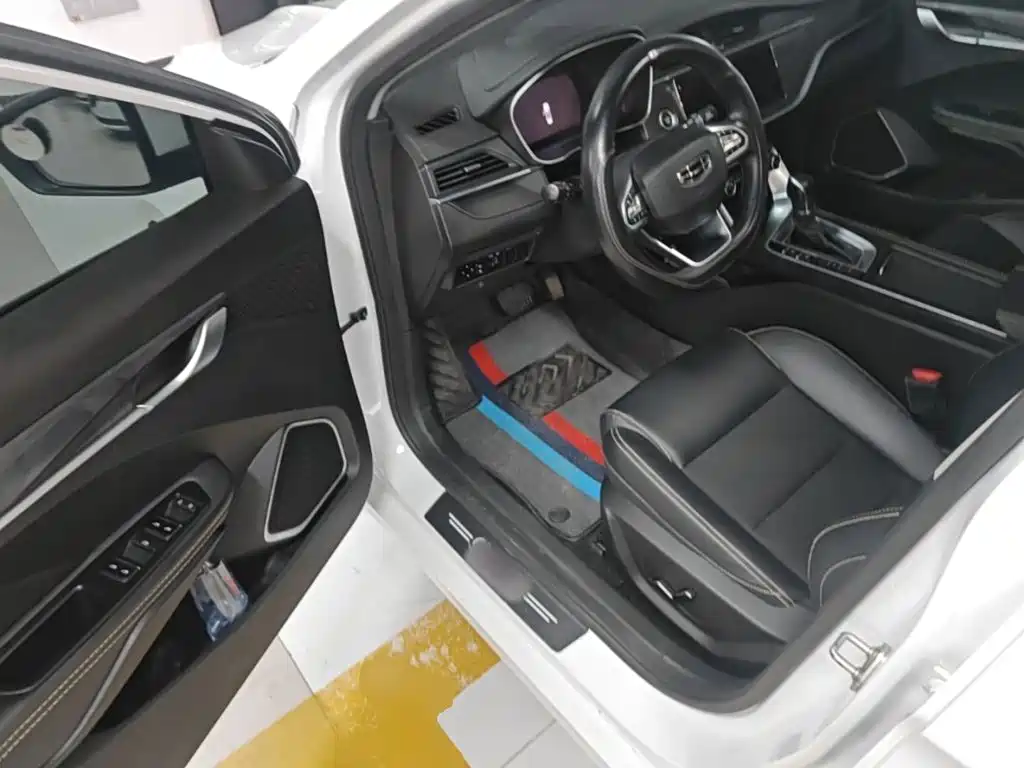 Geely Binrui — миниатюра 16