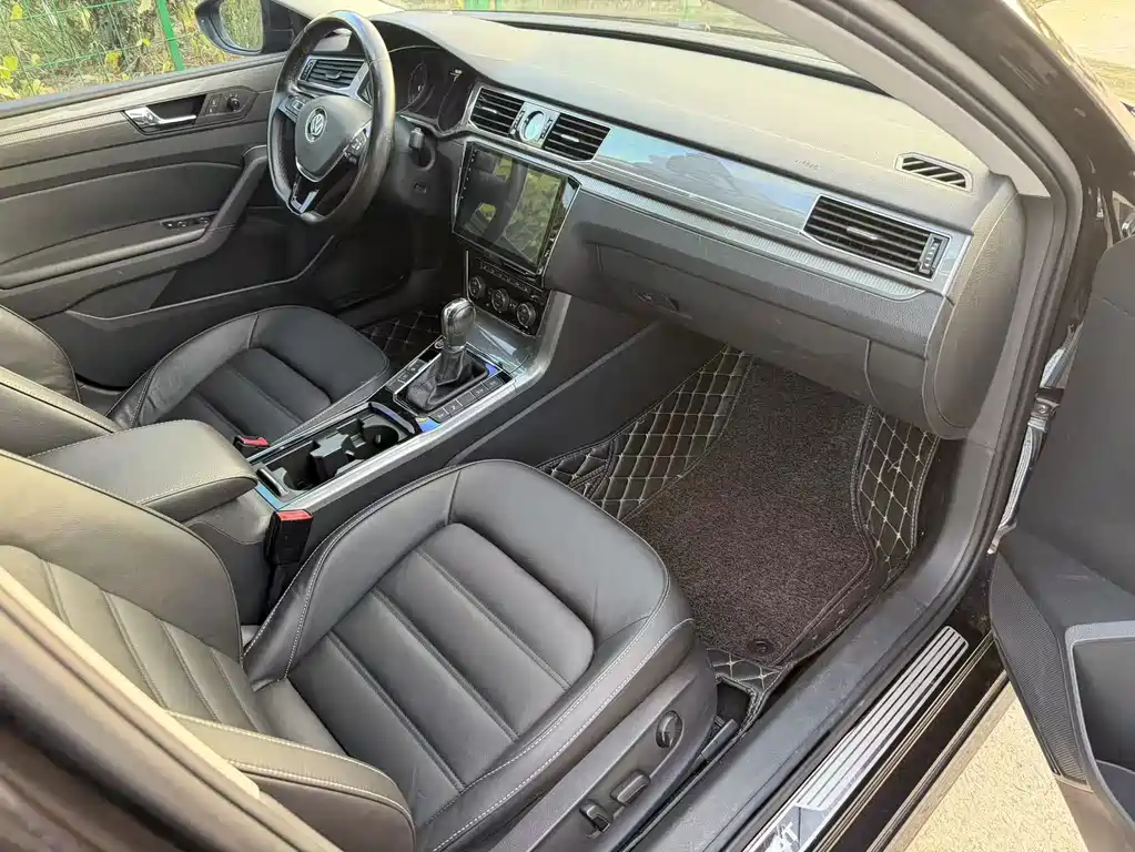 Volkswagen Passat — миниатюра 11