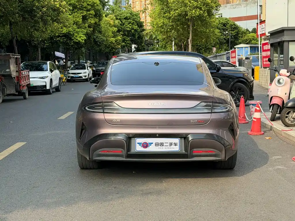 Xiaomi SU7 — миниатюра 5