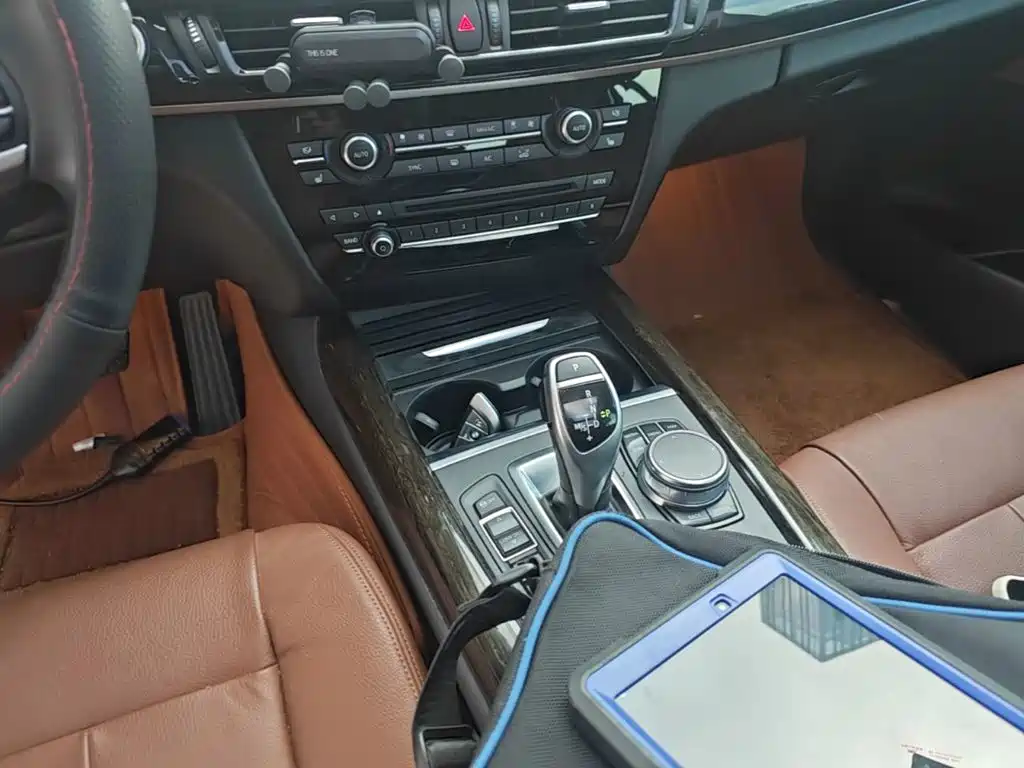 BMW X5 (Import) — миниатюра 14