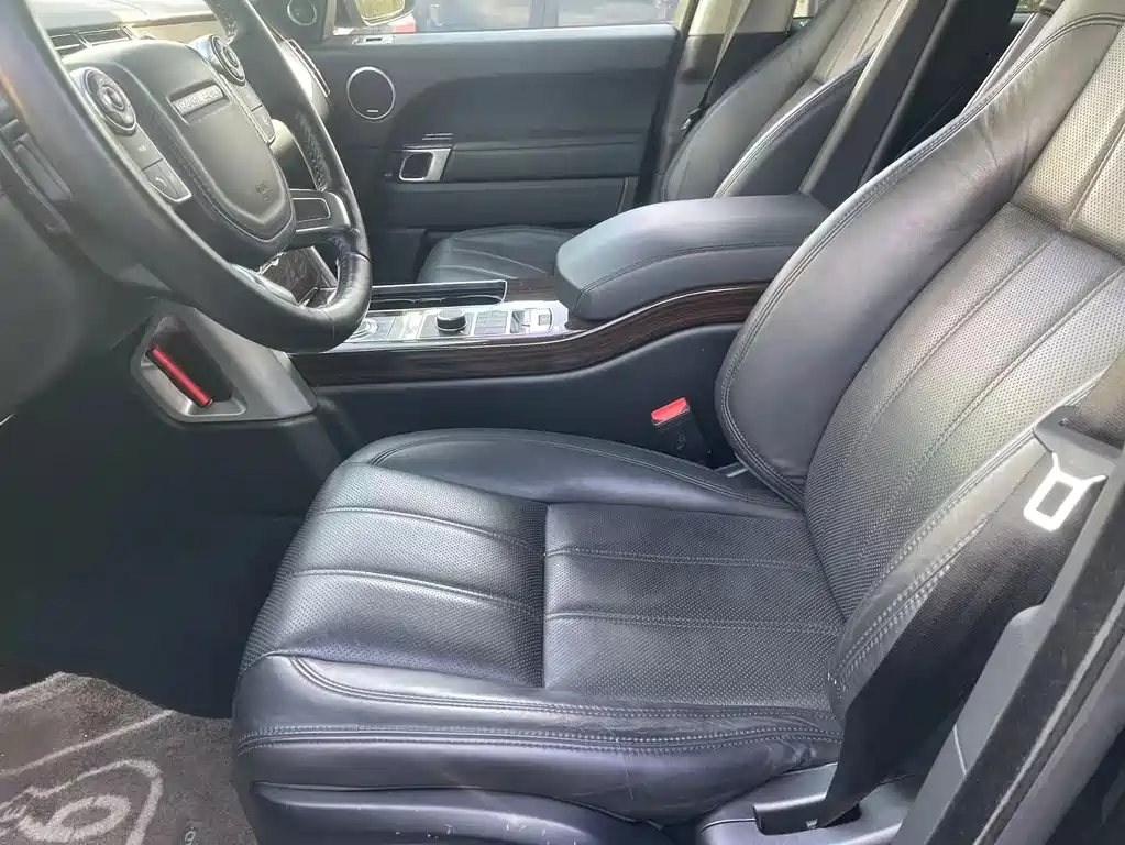 Land Rover Range Rover — миниатюра 6