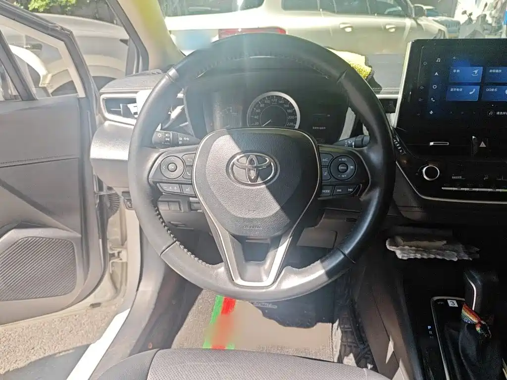 Toyota Corolla — миниатюра 3