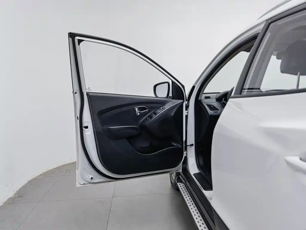 Hyundai ix35 — миниатюра 8
