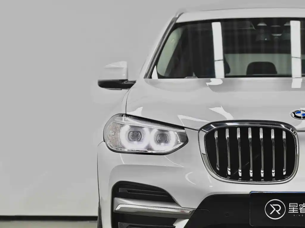 BMW X3 — миниатюра 5