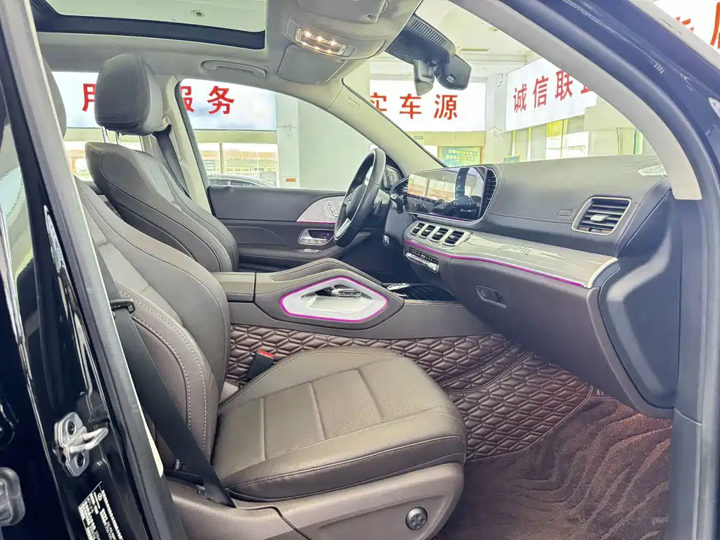 Mercedes-Benz GLE (Import) — миниатюра 4