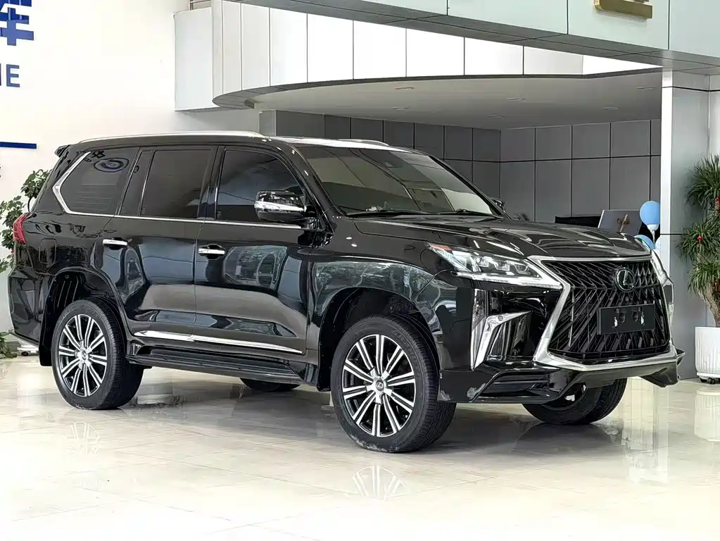 Lexus LX — миниатюра 3