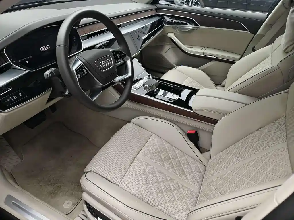 Audi A8 2024 A8L 50 TFSI quattro Premium