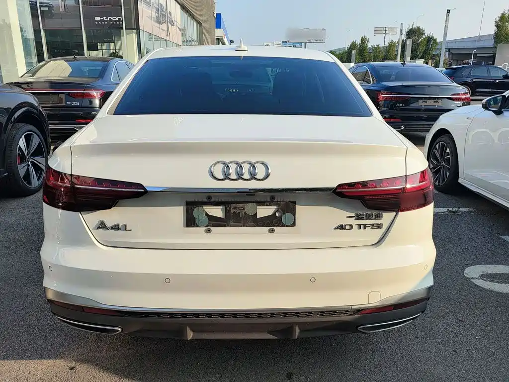 Audi A4L — миниатюра 6