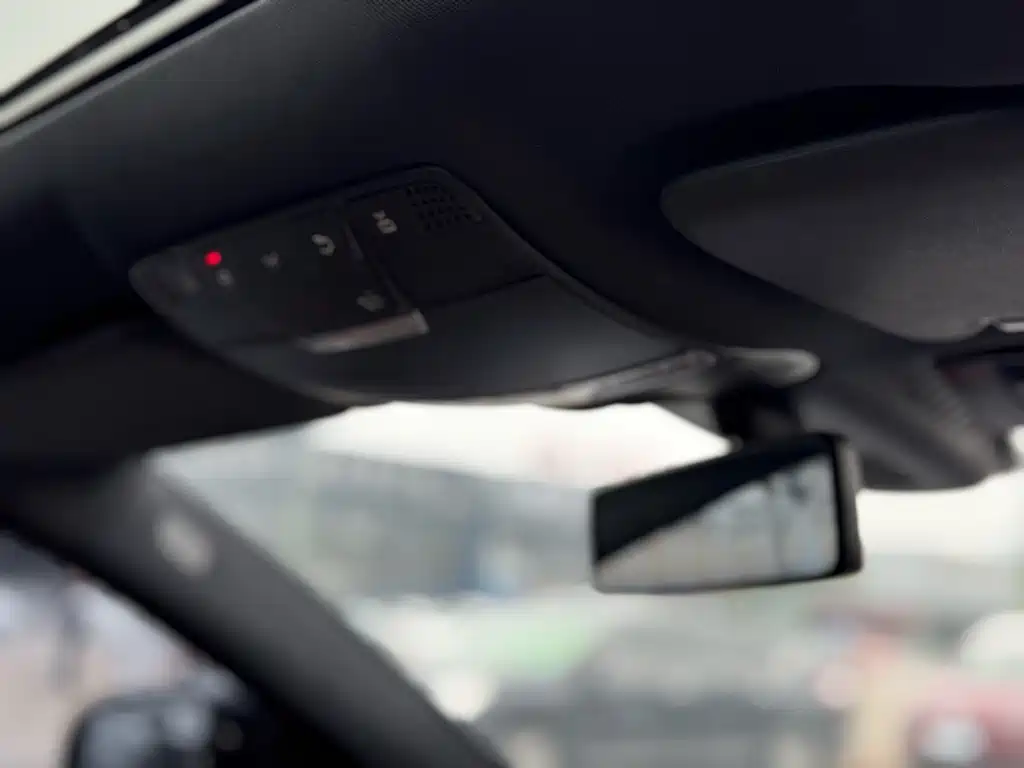 Mercedes-Benz E-Class New Energy — миниатюра 29