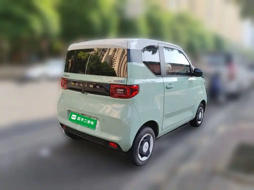 Wuling MINIEV — миниатюра 8