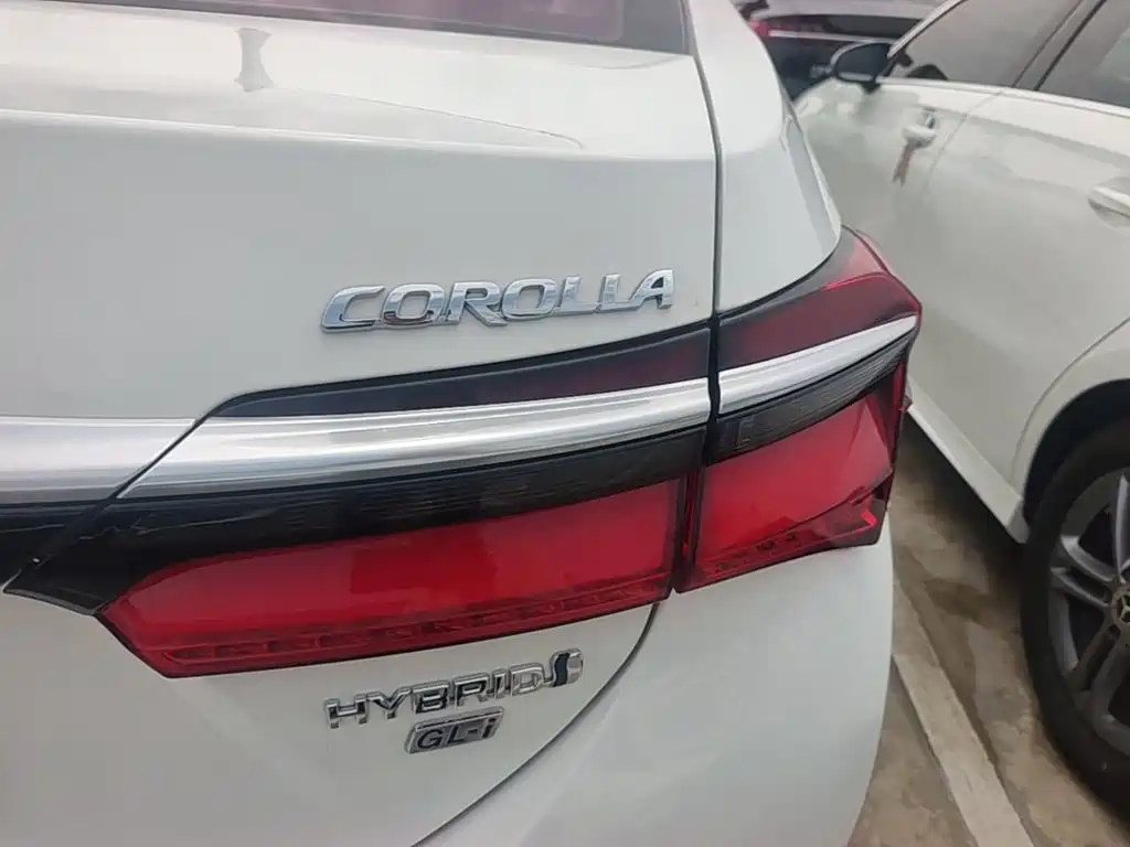 Toyota Corolla — миниатюра 8