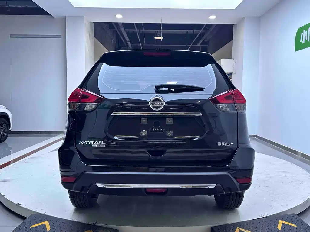 Nissan X-Trail — миниатюра 5