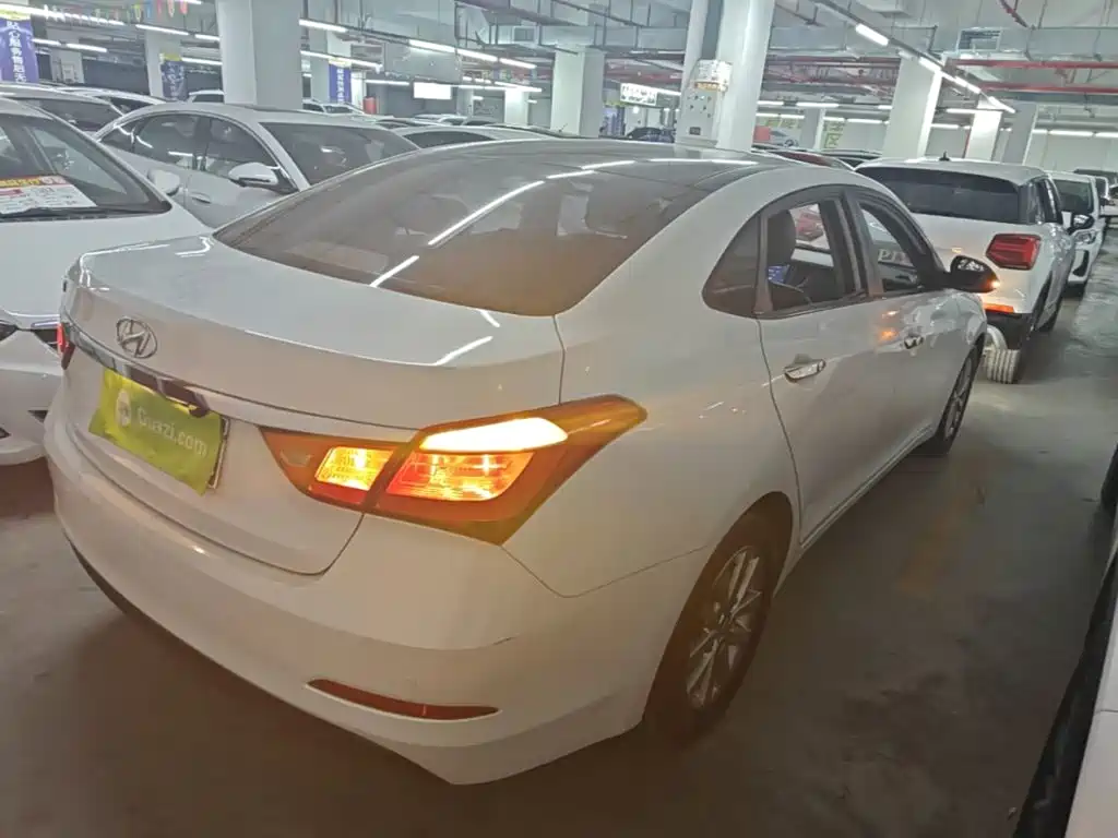 Hyundai Mistra — миниатюра 7