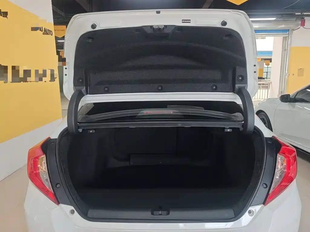 Honda Civic — миниатюра 19