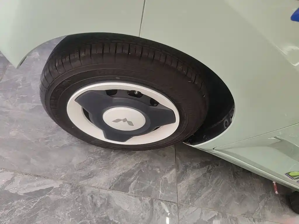 Wuling MINIEV — миниатюра 23
