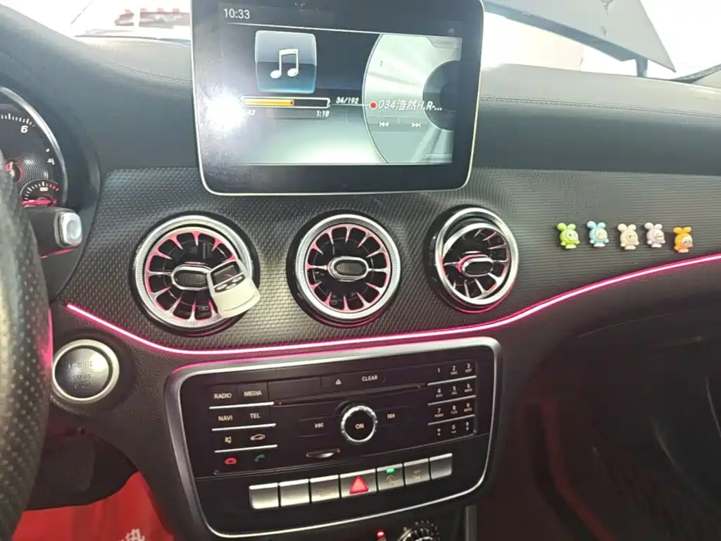Mercedes-Benz GLA — миниатюра 13
