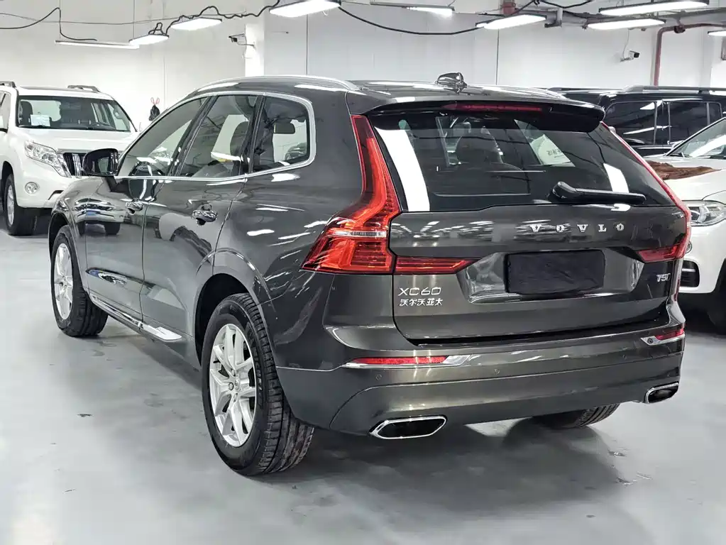 Volvo XC60 — миниатюра 6