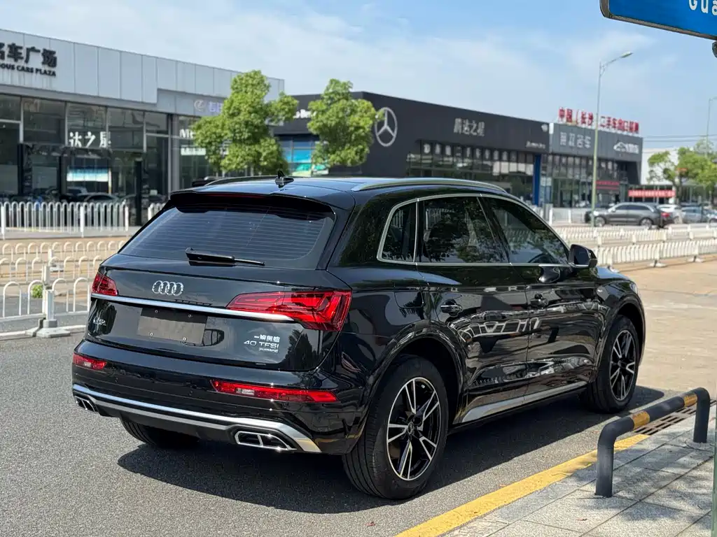 Audi Q5L — миниатюра 7