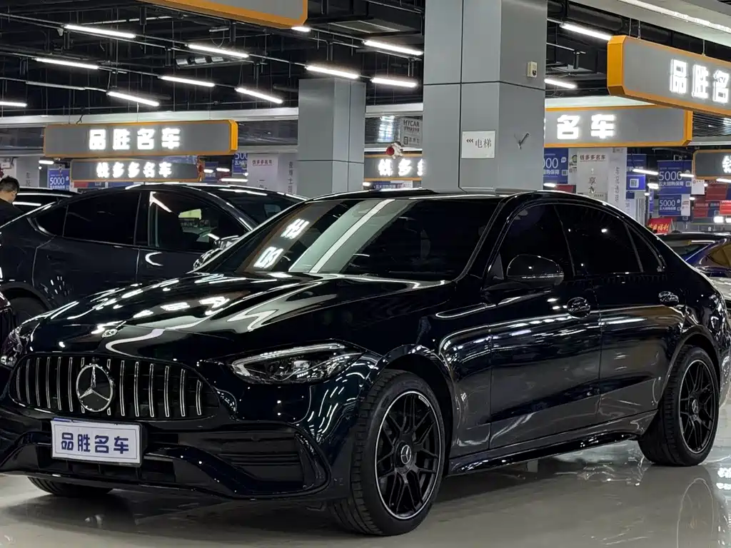 Mercedes-Benz C-Class 2024