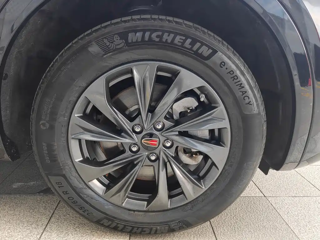Hongqi Hongqi HS5 — миниатюра 13