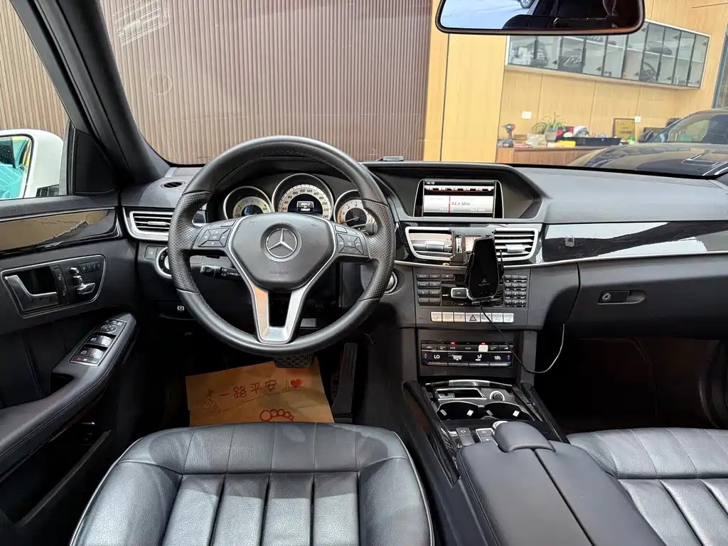 Mercedes-Benz E-Class — миниатюра 20