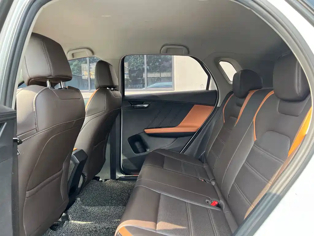 BYD e2 — миниатюра 6