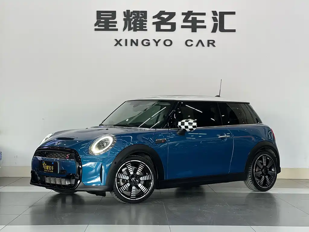 Mini Mini 2022