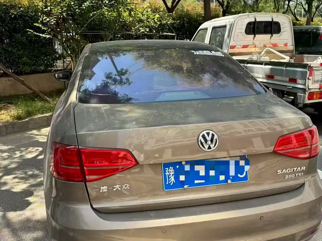 Volkswagen Sagitar — миниатюра 3