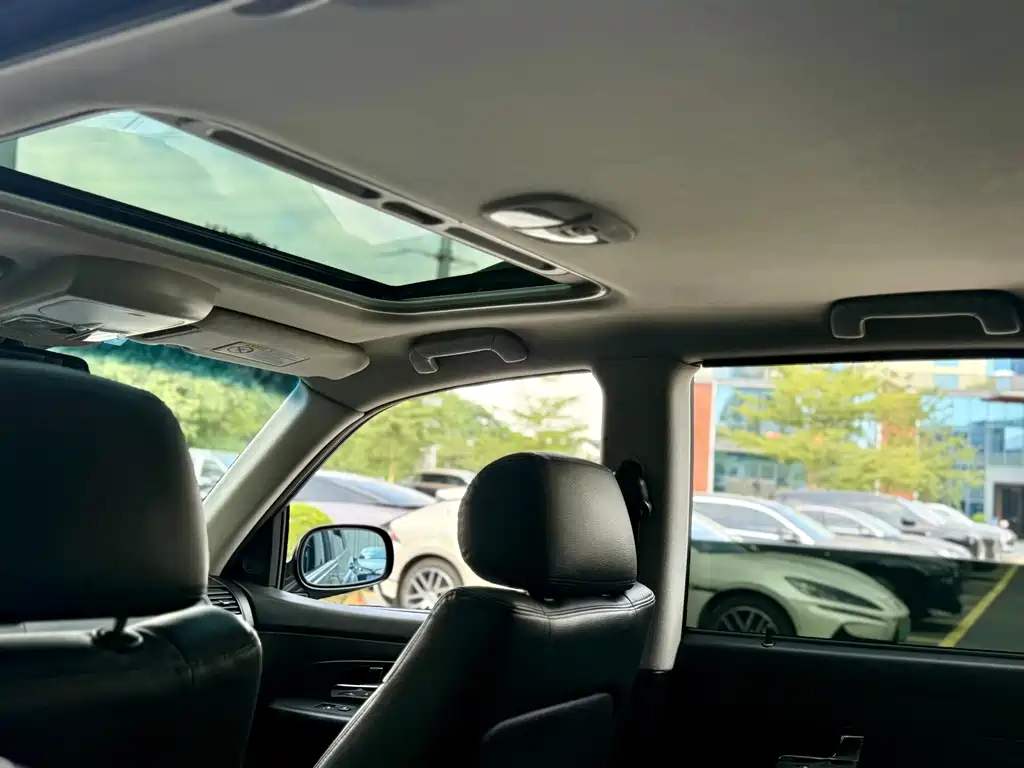 SsangYong Rexton — миниатюра 30