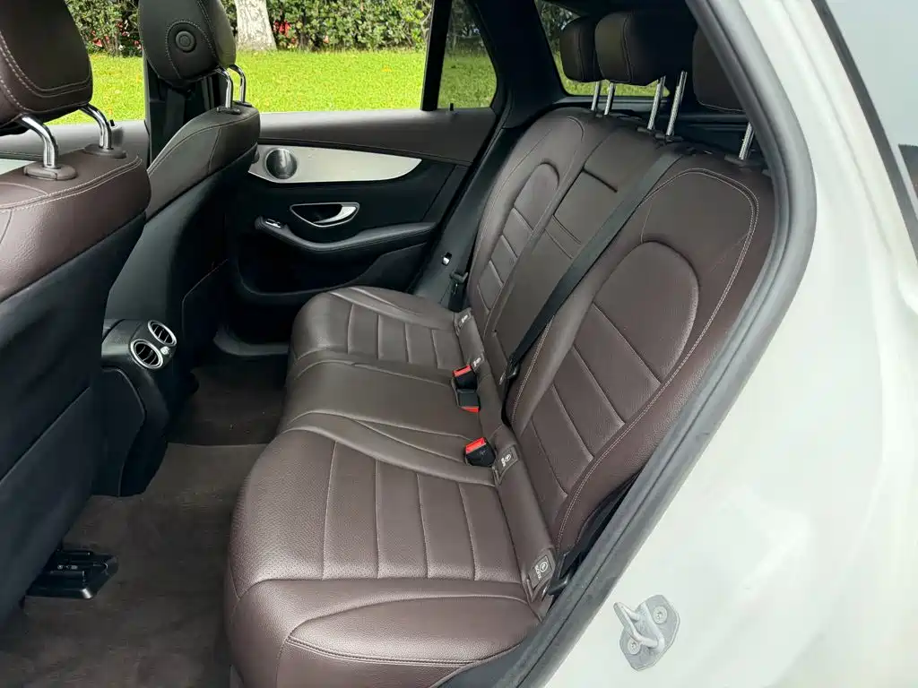 Mercedes-Benz GLC — миниатюра 12