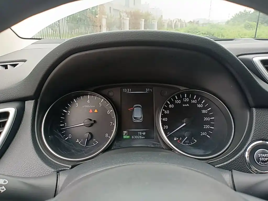 Nissan Qashqai — миниатюра 12
