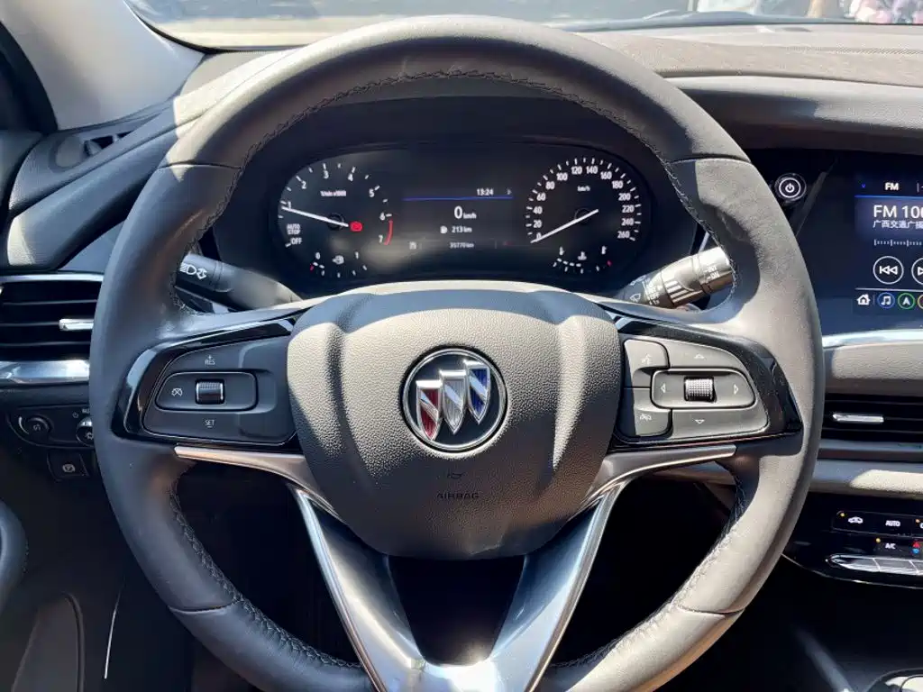 Buick Enclave — миниатюра 4