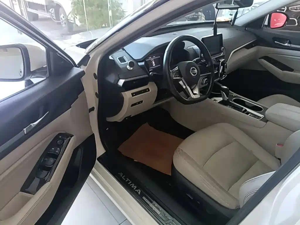 Nissan Teana — миниатюра 16