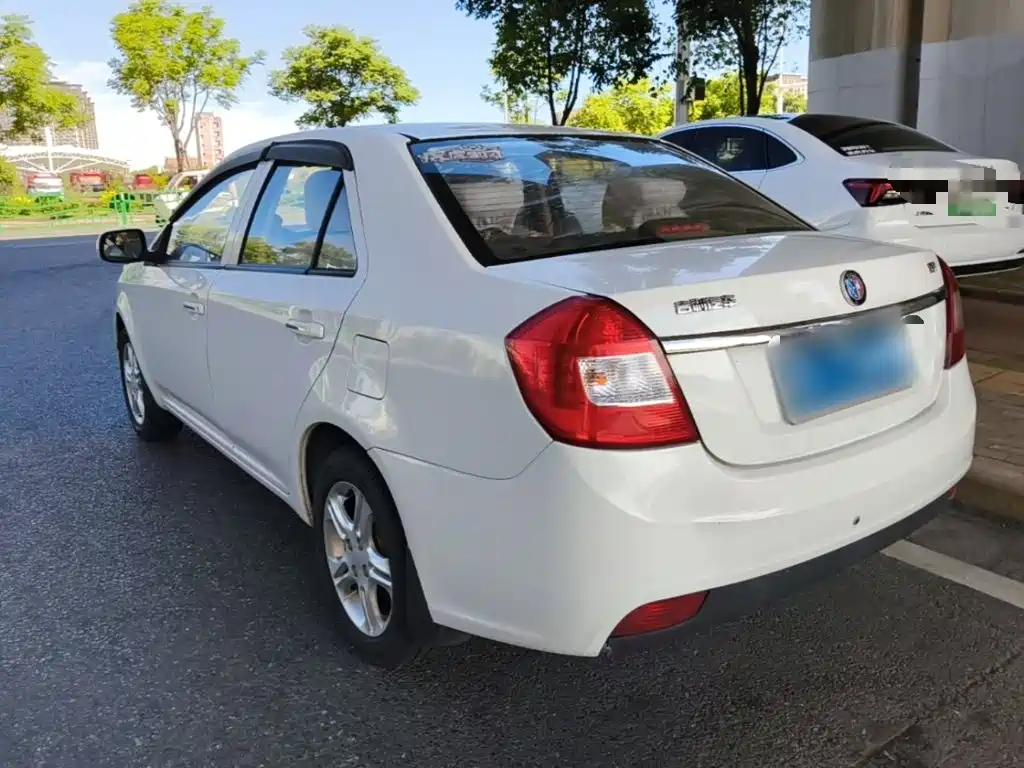 Geely King Kong — миниатюра 5