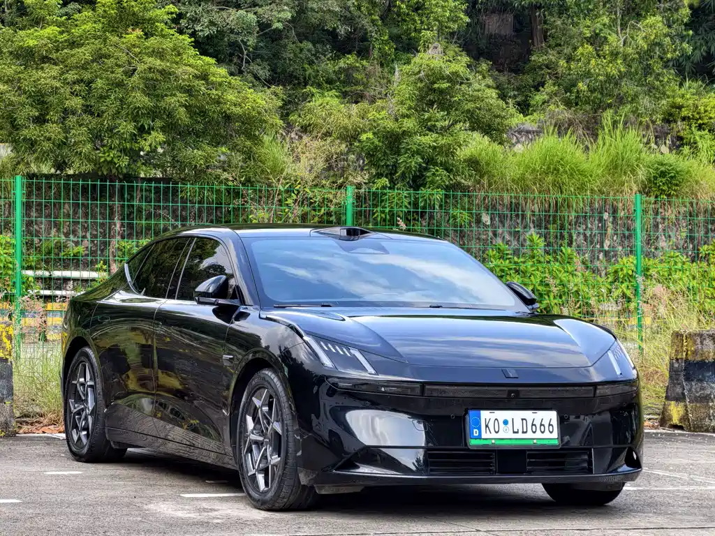 Lynk & Co Z10 — миниатюра 3