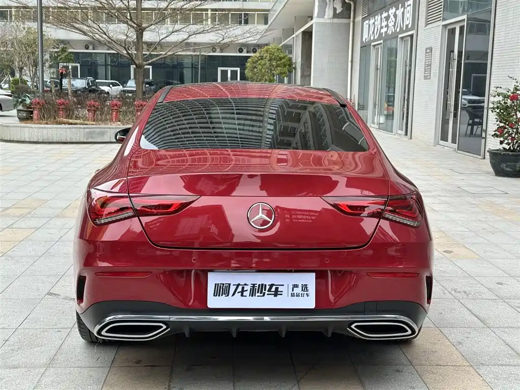 MERCEDES-BENZ CLA