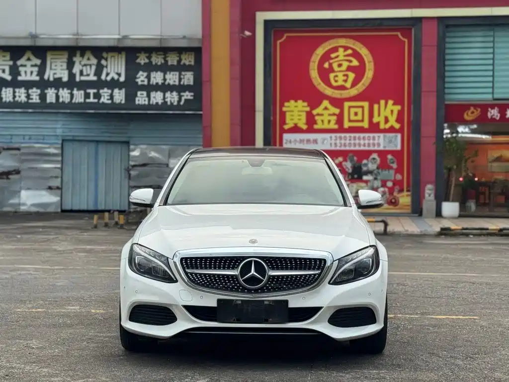 Mercedes-Benz C-Class — миниатюра 2