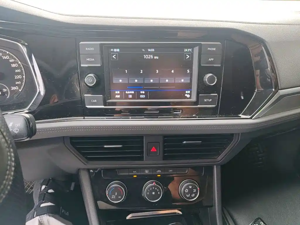Volkswagen Sagitar — миниатюра 13