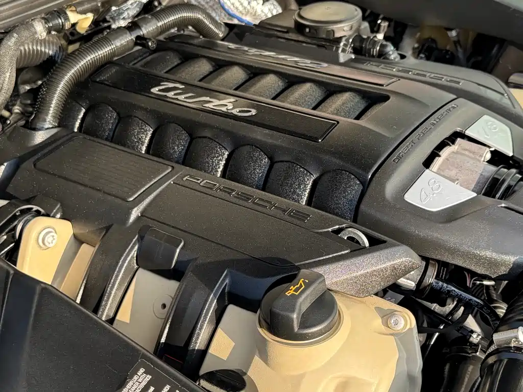 Porsche Cayenne 2011 Cayenne Turbo 4.8T