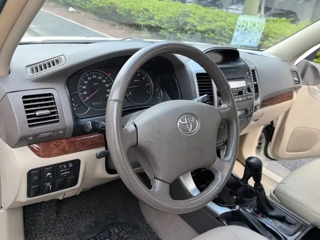 Toyota Prado (Import) — миниатюра 13